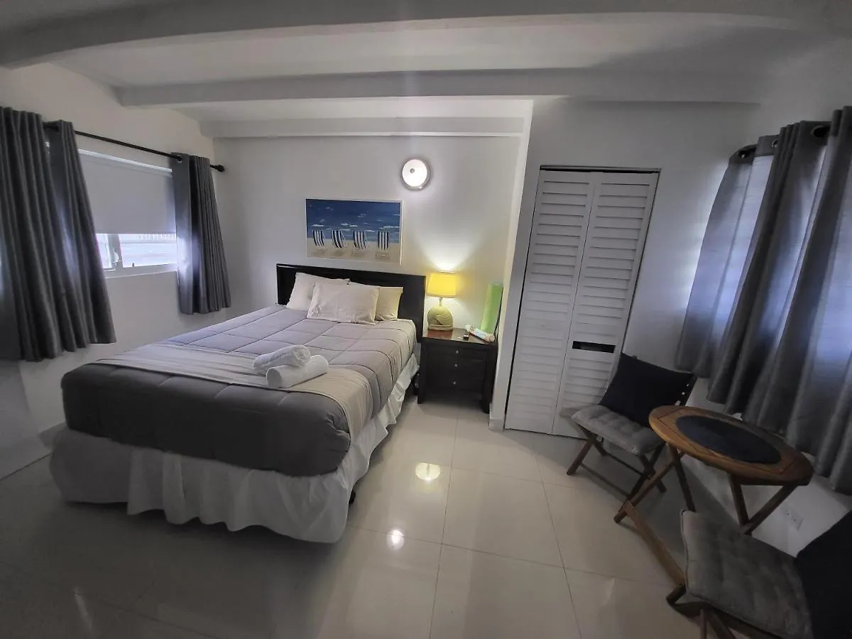 Beach Studio With Free Parking And Pool Appartamento San Juan
