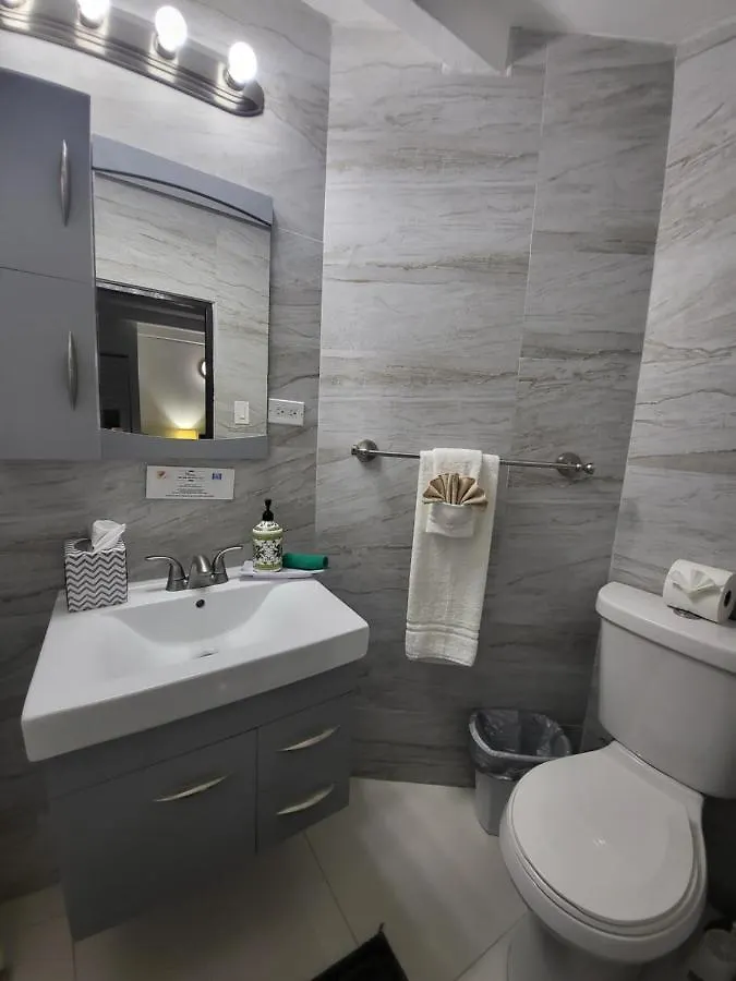 Beach Studio With Free Parking And Pool Appartamento San Juan